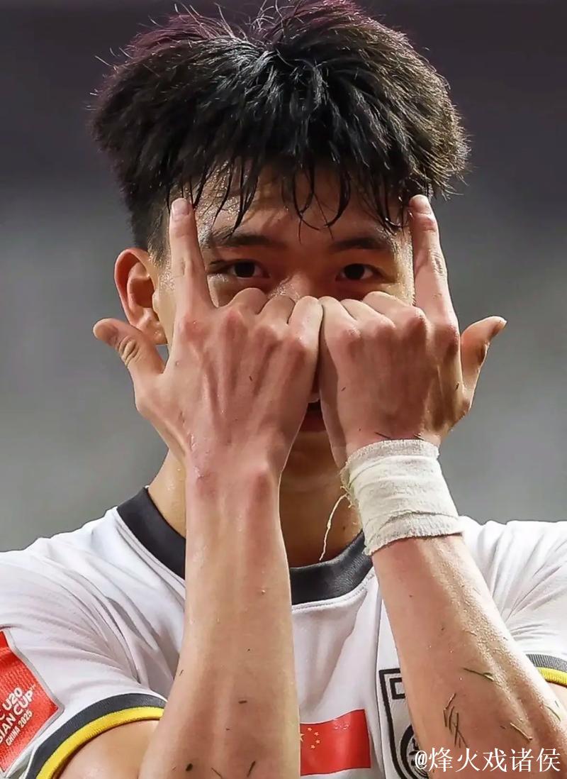 12轮8球领跑中超射手榜 王钰栋为什么会爆发？